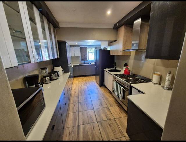 3 BEDROOM HOUSE FOR SALE IN MAGALIESKRUIN